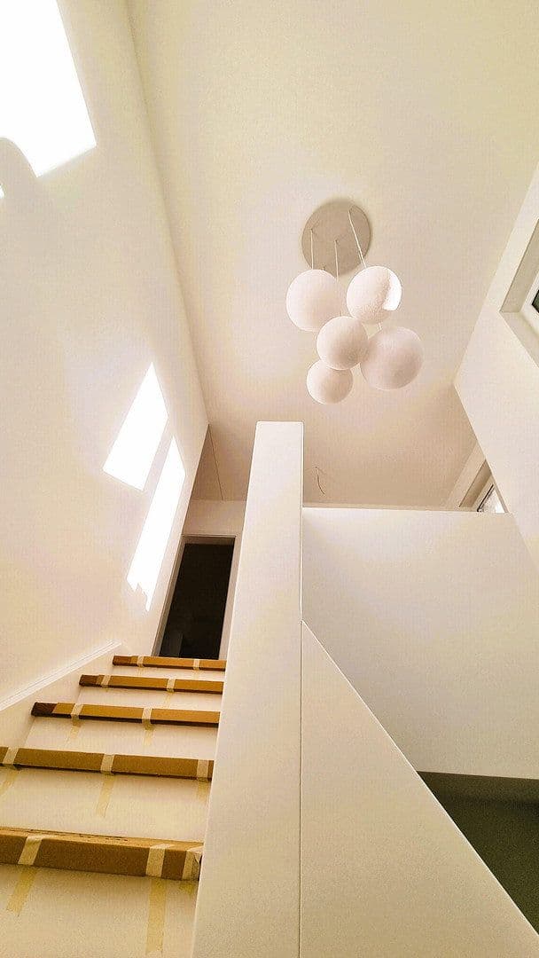 Prenájom bytu 3-izbový 94 m², Fredersdorf-Vogelsdorf, Brandenbursko Prenájom bytu 3-izbový 94 m², Fredersdorf-Vogelsdorf, Brandenbursko