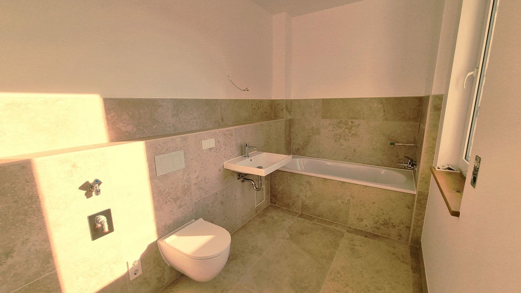 Prenájom bytu 3-izbový 94 m², Fredersdorf-Vogelsdorf, Brandenbursko Prenájom bytu 3-izbový 94 m², Fredersdorf-Vogelsdorf, Brandenbursko