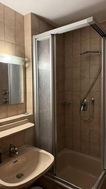 Prenájom bytu 1-izbový 30 m², Hegelstr.9, Tübingen, Bádensko-Wurttembersko Prenájom bytu 1-izbový 30 m², Hegelstr.9, Tübingen, Bádensko-Wurttembersko