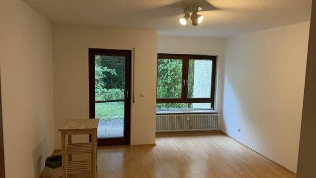 Prenájom bytu 1-izbový 30 m², Hegelstr.9, Tübingen, Bádensko-Wurttembersko Prenájom bytu 1-izbový 30 m², Hegelstr.9, Tübingen, Bádensko-Wurttembersko