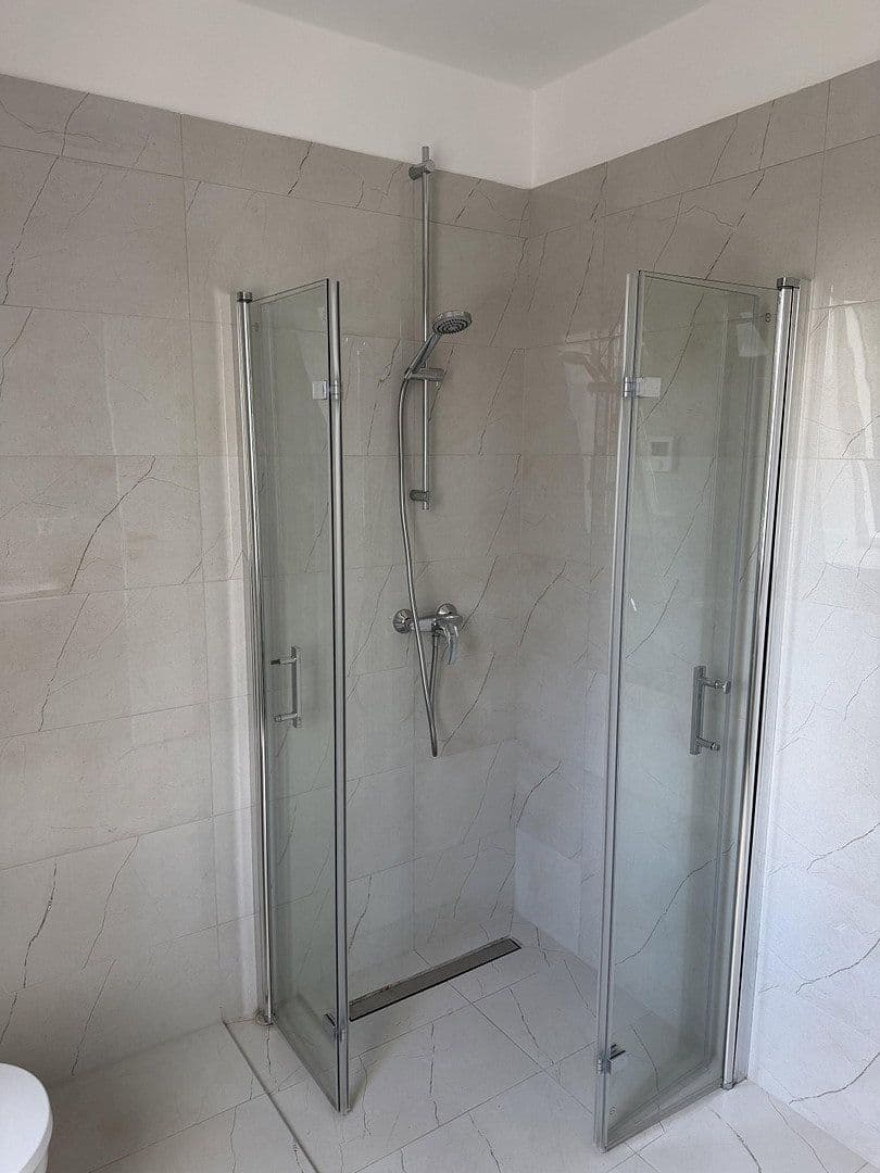 Prenájom bytu 2-izbový 43 m², Stieglitzweg 43, Berlin, Berlín Prenájom bytu 2-izbový 43 m², Stieglitzweg 43, Berlin, Berlín