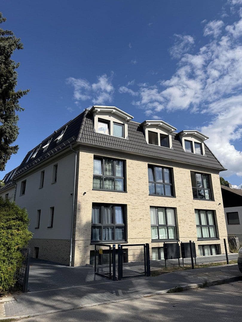 Prenájom bytu 2-izbový 43 m², Stieglitzweg 43, Berlin, Berlín Prenájom bytu 2-izbový 43 m², Stieglitzweg 43, Berlin, Berlín