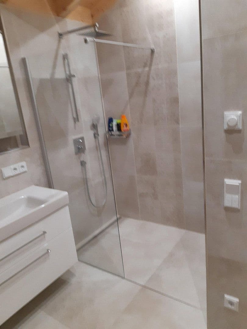 Predaj domu 144 m², pozemok 360 m², Siegsdorf, Bavorsko Predaj domu 144 m², pozemok 360 m², Siegsdorf, Bavorsko