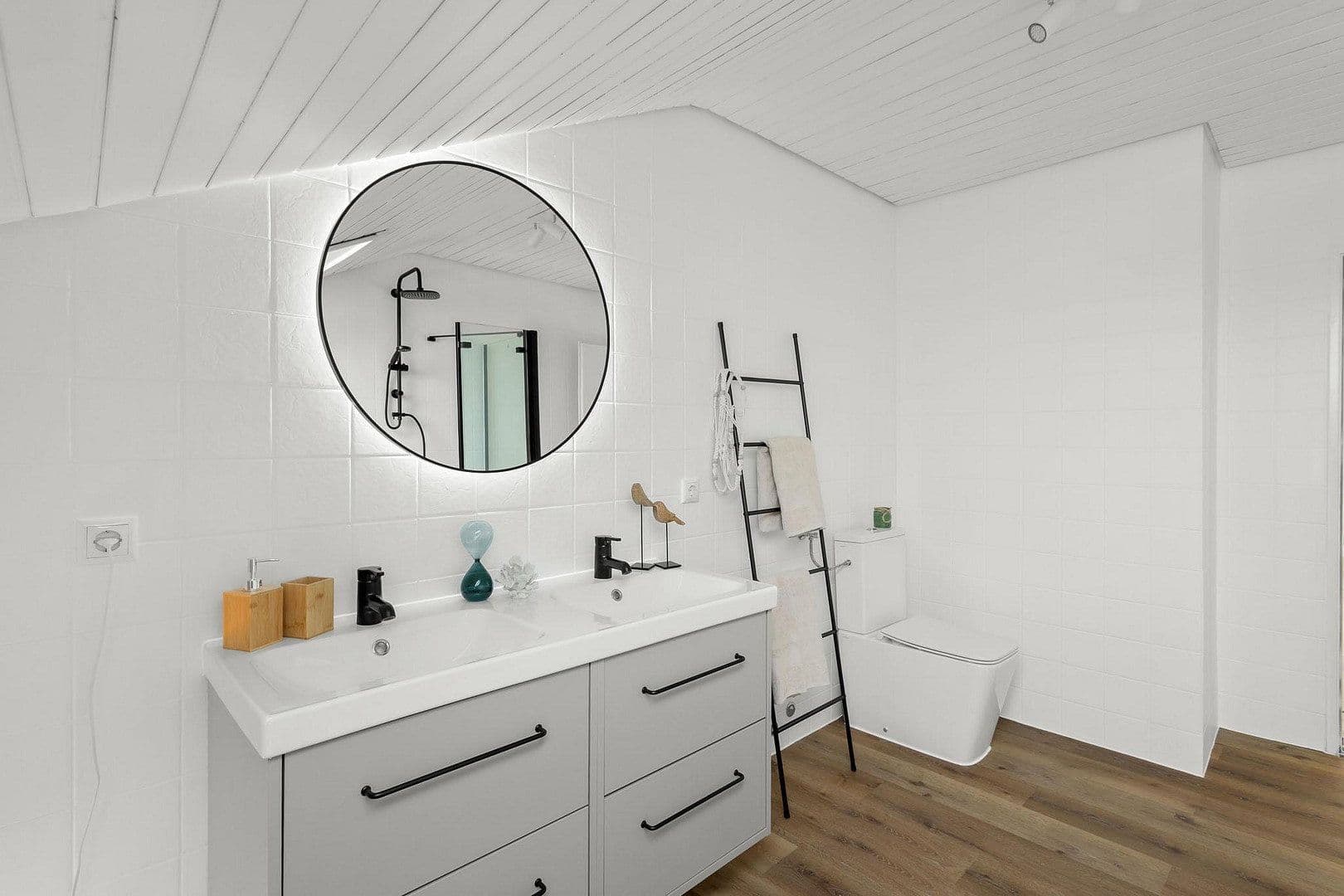 Predaj bytu 3-izbový 89 m², Keplerstraße 25, Neutraubling, Bavorsko Predaj bytu 3-izbový 89 m², Keplerstraße 25, Neutraubling, Bavorsko