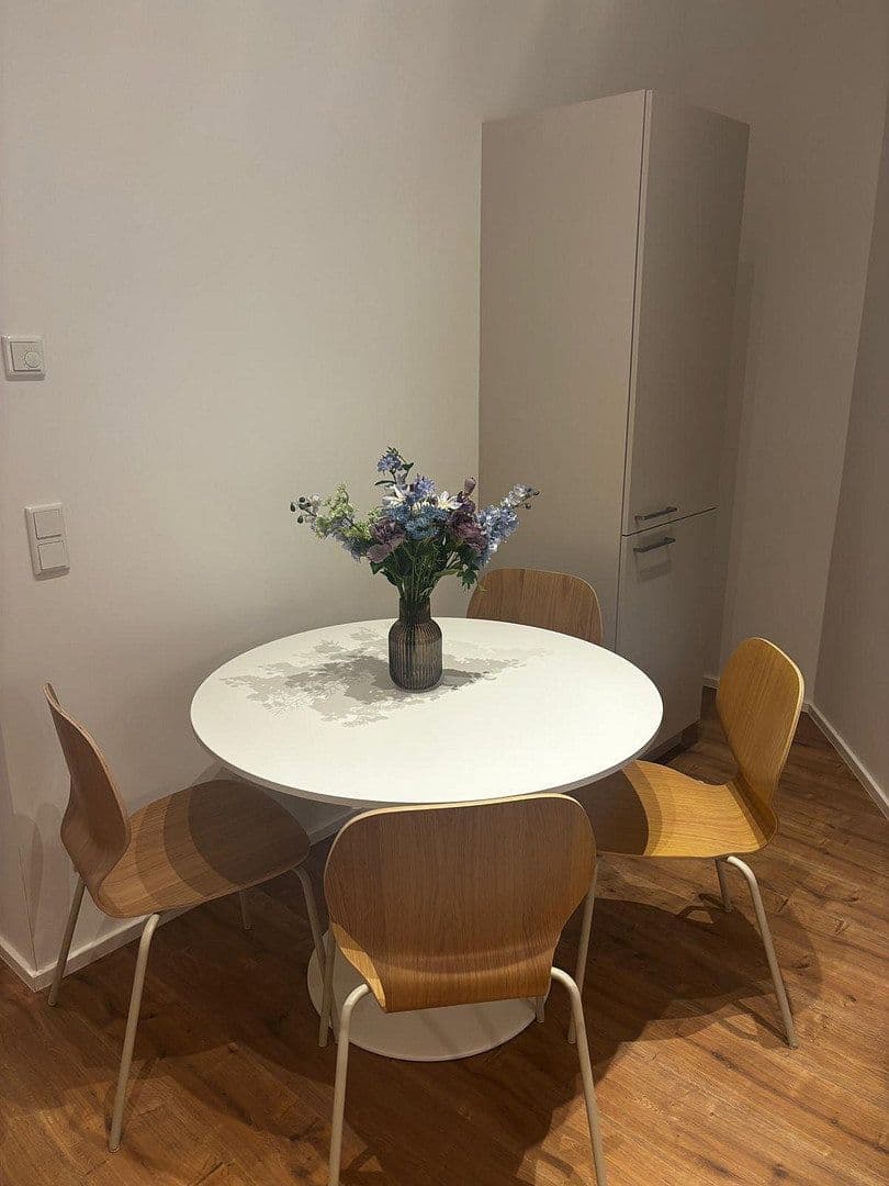 Prenájom bytu 71 m², Fürther Str. 42A, Nürnberg Gostenhof, Bavorsko Prenájom bytu 71 m², Fürther Str. 42A, Nürnberg Gostenhof, Bavorsko