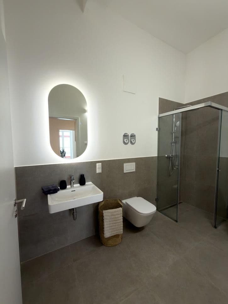 Prenájom bytu 71 m², Fürther Str. 42A, Nürnberg Gostenhof, Bavorsko Prenájom bytu 71 m², Fürther Str. 42A, Nürnberg Gostenhof, Bavorsko