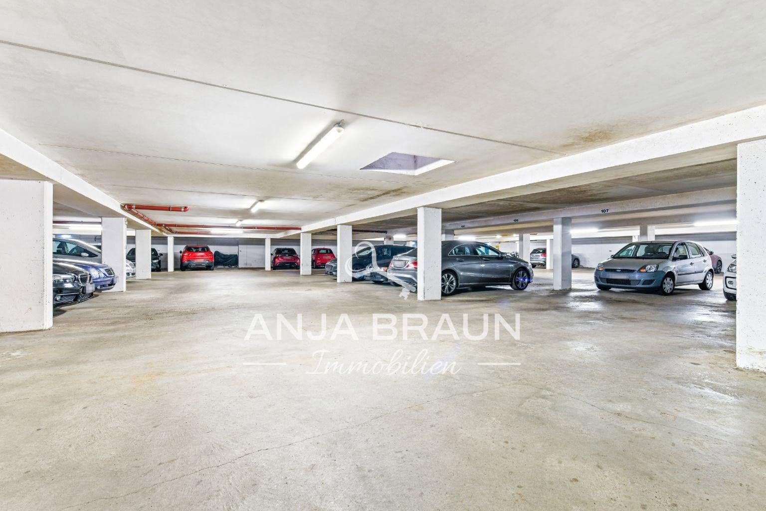 Predaj bytu 3-izbový 81 m², Norderstedt, Šlezvicko-Holštajnsko Predaj bytu 3-izbový 81 m², Norderstedt, Šlezvicko-Holštajnsko