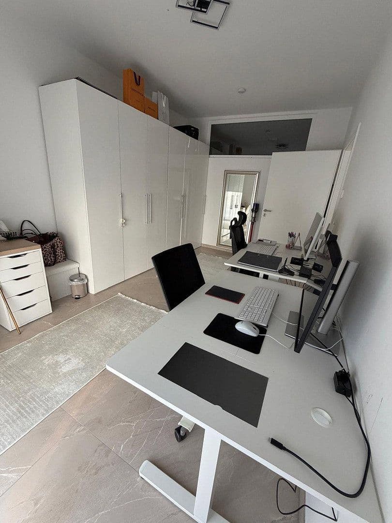 Prenájom bytu 3-izbový 75 m², Löwengasse 12, Lollar, Hesensko Prenájom bytu 3-izbový 75 m², Löwengasse 12, Lollar, Hesensko
