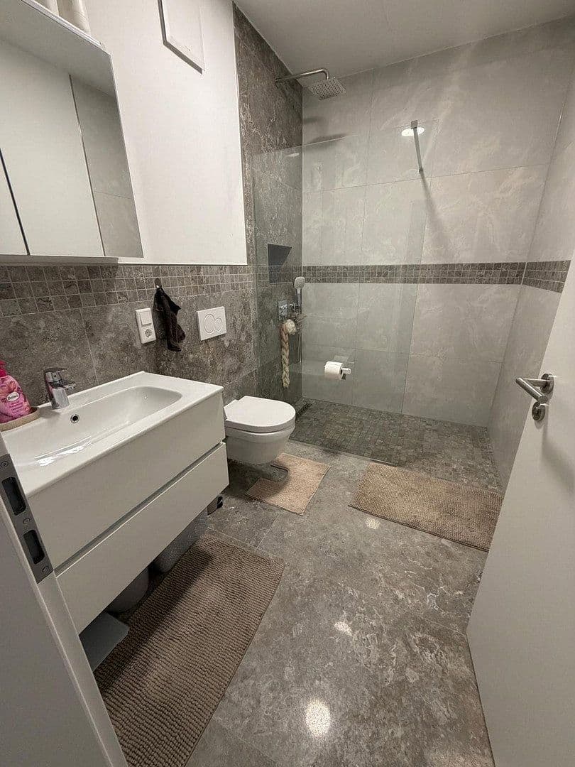 Prenájom bytu 3-izbový 75 m², Löwengasse 12, Lollar, Hesensko Prenájom bytu 3-izbový 75 m², Löwengasse 12, Lollar, Hesensko