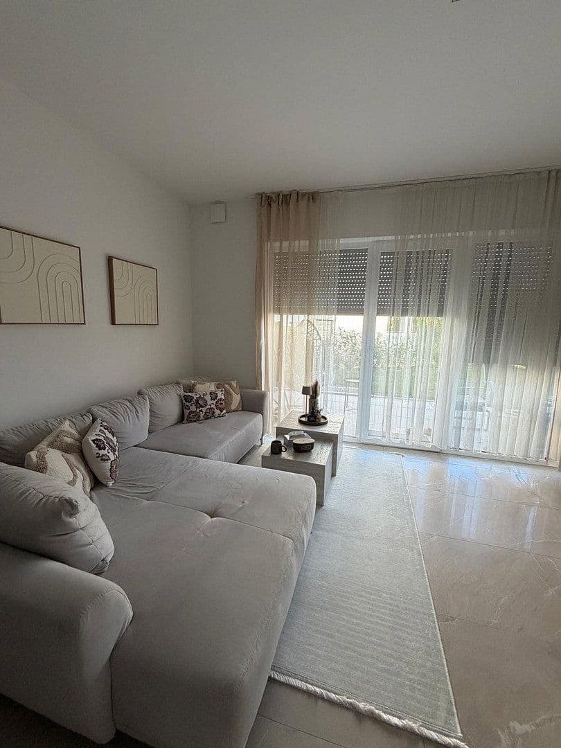 Prenájom bytu 3-izbový 75 m², Löwengasse 12, Lollar, Hesensko Prenájom bytu 3-izbový 75 m², Löwengasse 12, Lollar, Hesensko