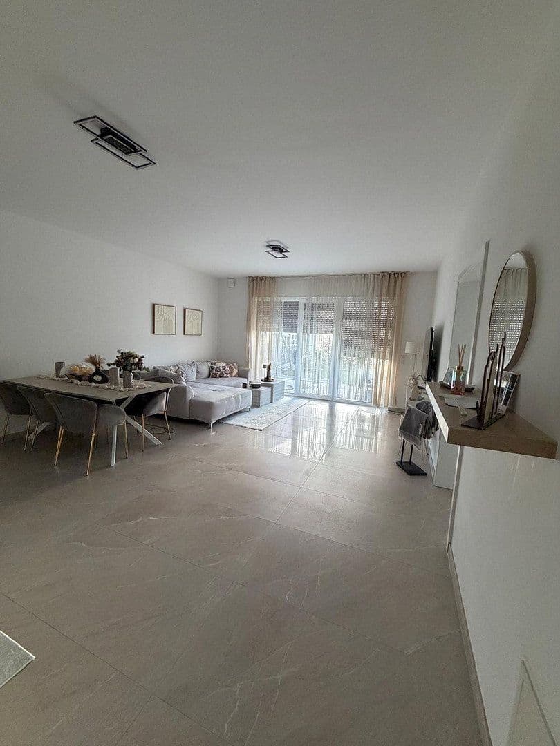 Prenájom bytu 3-izbový 75 m², Löwengasse 12, Lollar, Hesensko Prenájom bytu 3-izbový 75 m², Löwengasse 12, Lollar, Hesensko