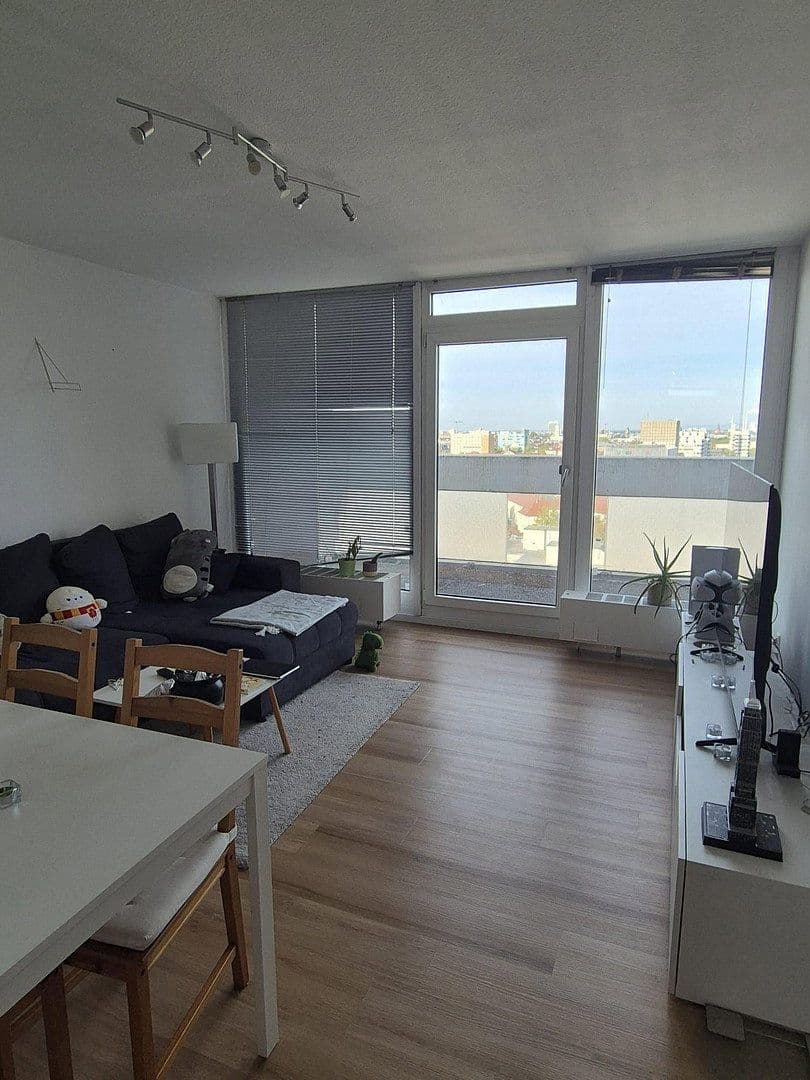Prenájom bytu 3-izbový 64 m², Haid-und-Neu-Str., 16, Karlsruhe, Bádensko-Wurttembersko Prenájom bytu 3-izbový 64 m², Haid-und-Neu-Str., 16, Karlsruhe, Bádensko-Wurttembersko