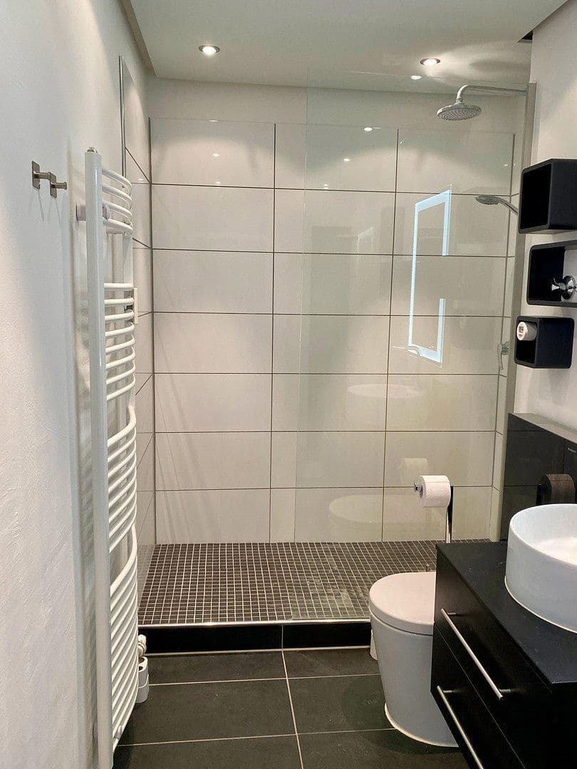 Prenájom bytu 3-izbový 64 m², Haid-und-Neu-Str., 16, Karlsruhe, Bádensko-Wurttembersko Prenájom bytu 3-izbový 64 m², Haid-und-Neu-Str., 16, Karlsruhe, Bádensko-Wurttembersko
