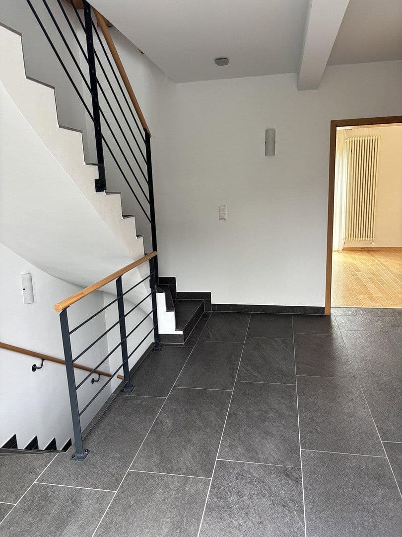 Predaj domu 220 m², pozemok 594 m², Bad Nauheim, Hesensko Predaj domu 220 m², pozemok 594 m², Bad Nauheim, Hesensko