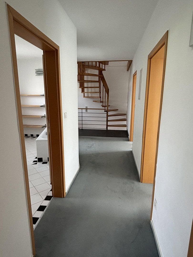 Predaj domu 220 m², pozemok 594 m², Bad Nauheim, Hesensko Predaj domu 220 m², pozemok 594 m², Bad Nauheim, Hesensko