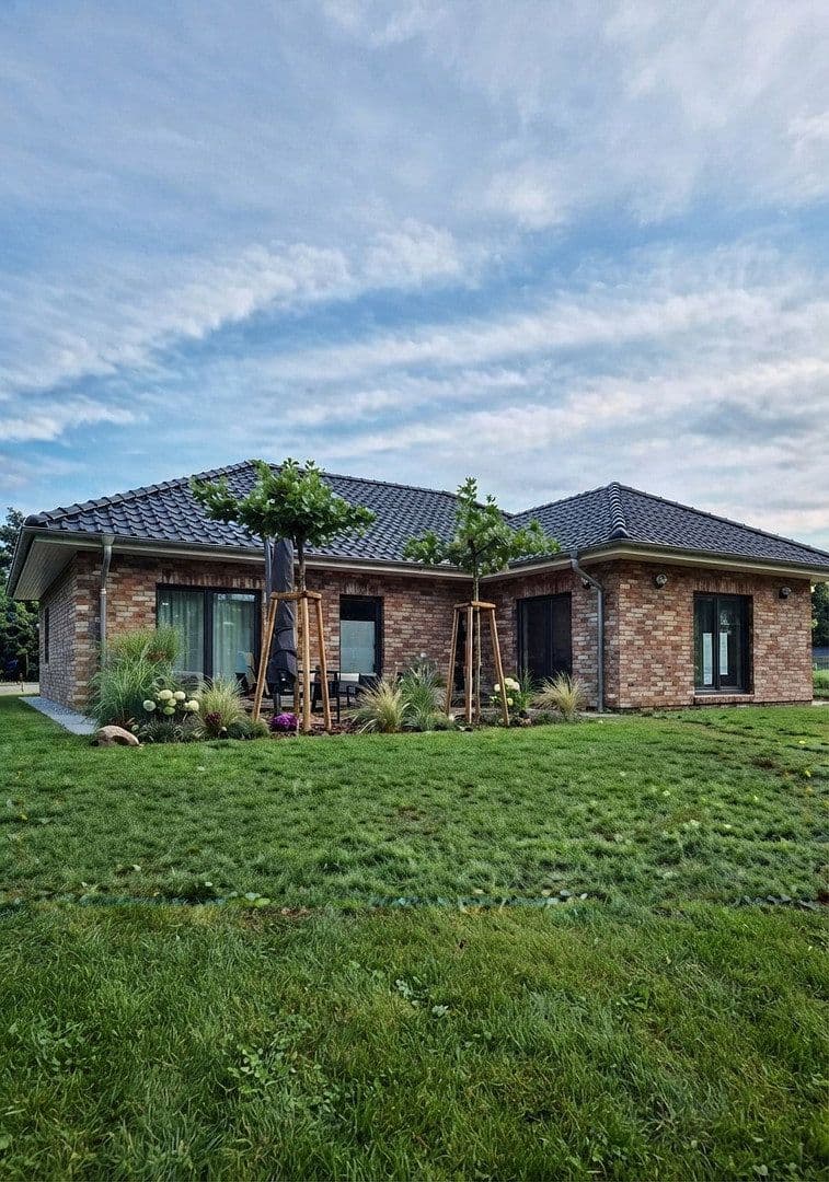 Predaj domu 152 m², pozemok 737 m², Vor dem Moore 8, Hechthausen, Dolné Sasko Predaj domu 152 m², pozemok 737 m², Vor dem Moore 8, Hechthausen, Dolné Sasko