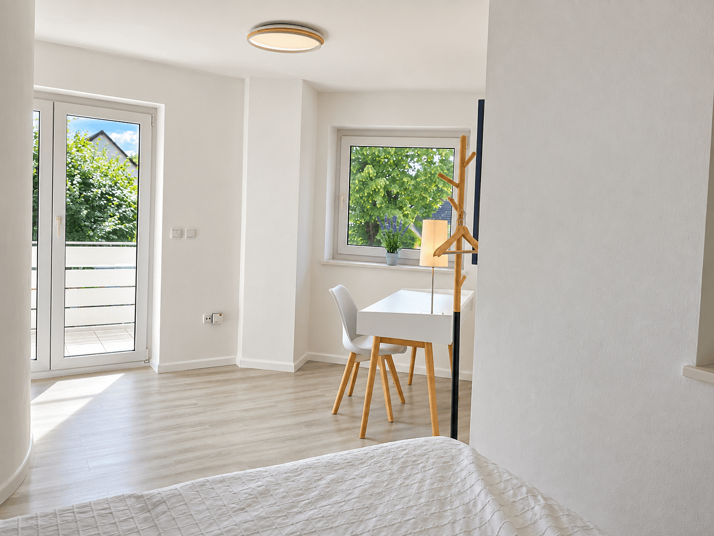 Prenájom bytu 4-izbový 193 m², Unterschleißheim, Bavorsko Prenájom bytu 4-izbový 193 m², Unterschleißheim, Bavorsko