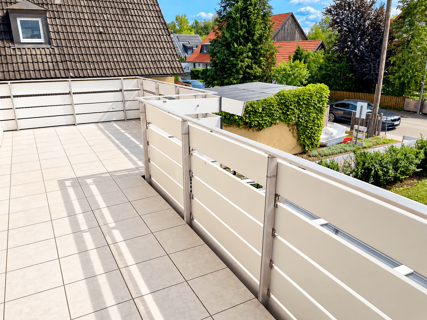 Prenájom bytu 4-izbový 193 m², Unterschleißheim, Bavorsko Prenájom bytu 4-izbový 193 m², Unterschleißheim, Bavorsko