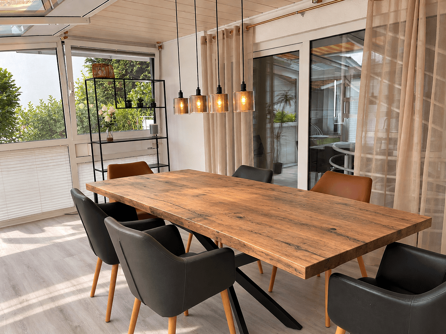 Prenájom bytu 4-izbový 193 m², Unterschleißheim, Bavorsko Prenájom bytu 4-izbový 193 m², Unterschleißheim, Bavorsko