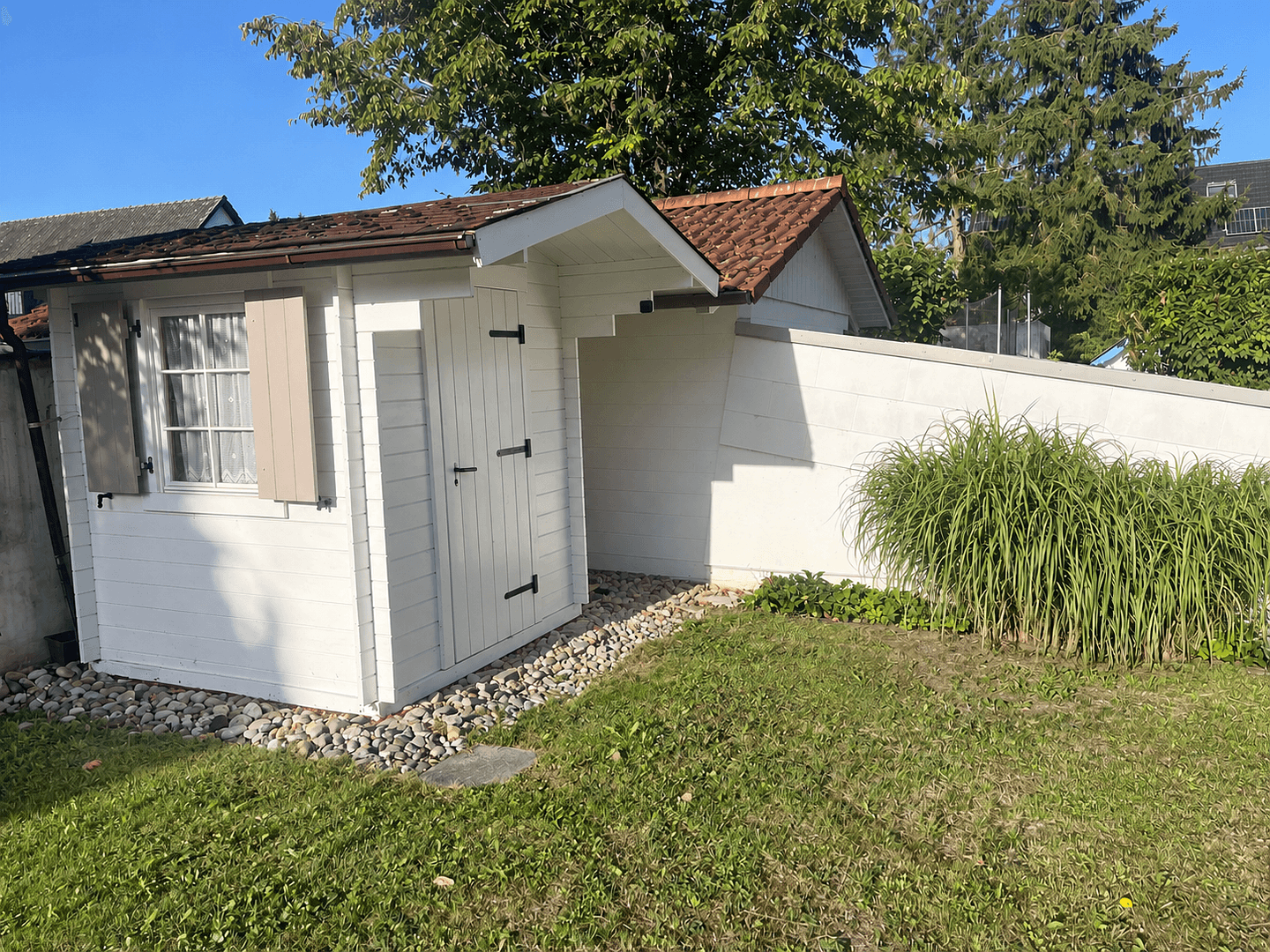 Prenájom bytu 4-izbový 193 m², Unterschleißheim, Bavorsko Prenájom bytu 4-izbový 193 m², Unterschleißheim, Bavorsko