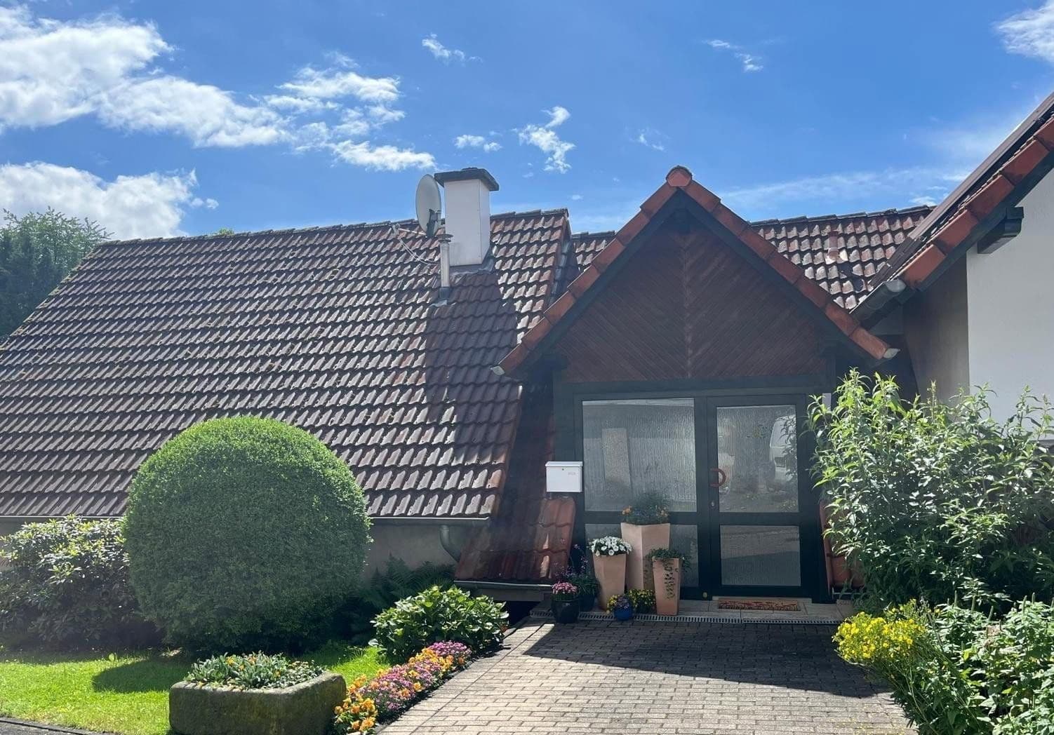 Predaj domu 134 m², pozemok 460 m², Niestetal, Hesensko Predaj domu 134 m², pozemok 460 m², Niestetal, Hesensko