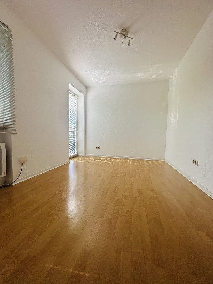 Prenájom bytu 2-izbový 50 m², Jugenheimer Str. 48a, Frankfurt, Hesensko Prenájom bytu 2-izbový 50 m², Jugenheimer Str. 48a, Frankfurt, Hesensko
