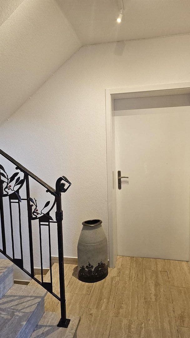 Prenájom bytu 3-izbový 97 m², Otterfing, Bavorsko Prenájom bytu 3-izbový 97 m², Otterfing, Bavorsko