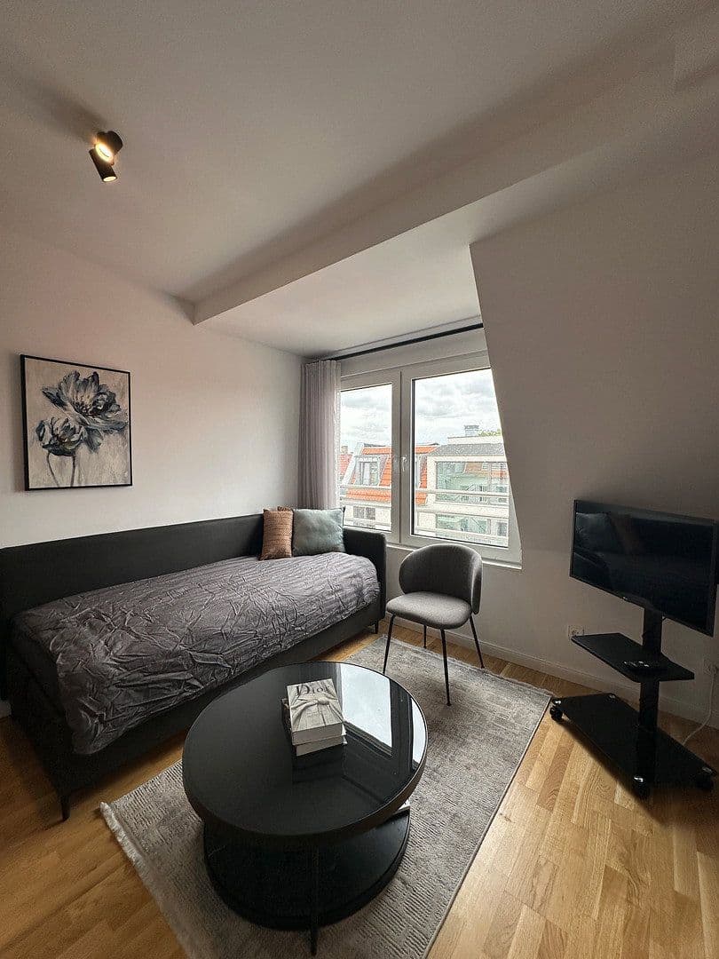 Prenájom bytu 1-izbový 18 m², Edisonstraße 58, Berlin, Berlín Prenájom bytu 1-izbový 18 m², Edisonstraße 58, Berlin, Berlín