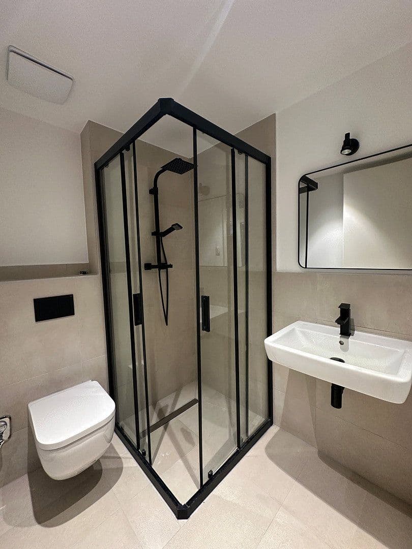 Prenájom bytu 1-izbový 18 m², Edisonstraße 58, Berlin, Berlín Prenájom bytu 1-izbový 18 m², Edisonstraße 58, Berlin, Berlín