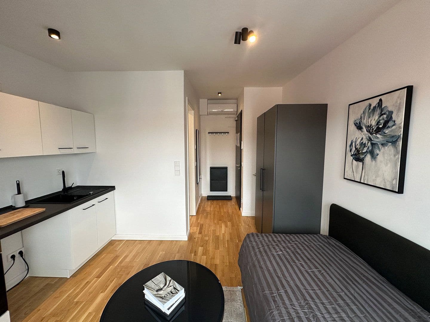 Prenájom bytu 1-izbový 18 m², Edisonstraße 58, Berlin, Berlín Prenájom bytu 1-izbový 18 m², Edisonstraße 58, Berlin, Berlín