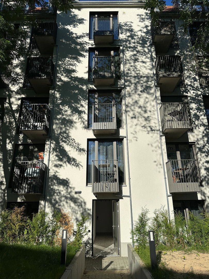 Prenájom bytu 1-izbový 18 m², Edisonstraße 58, Berlin, Berlín Prenájom bytu 1-izbový 18 m², Edisonstraße 58, Berlin, Berlín