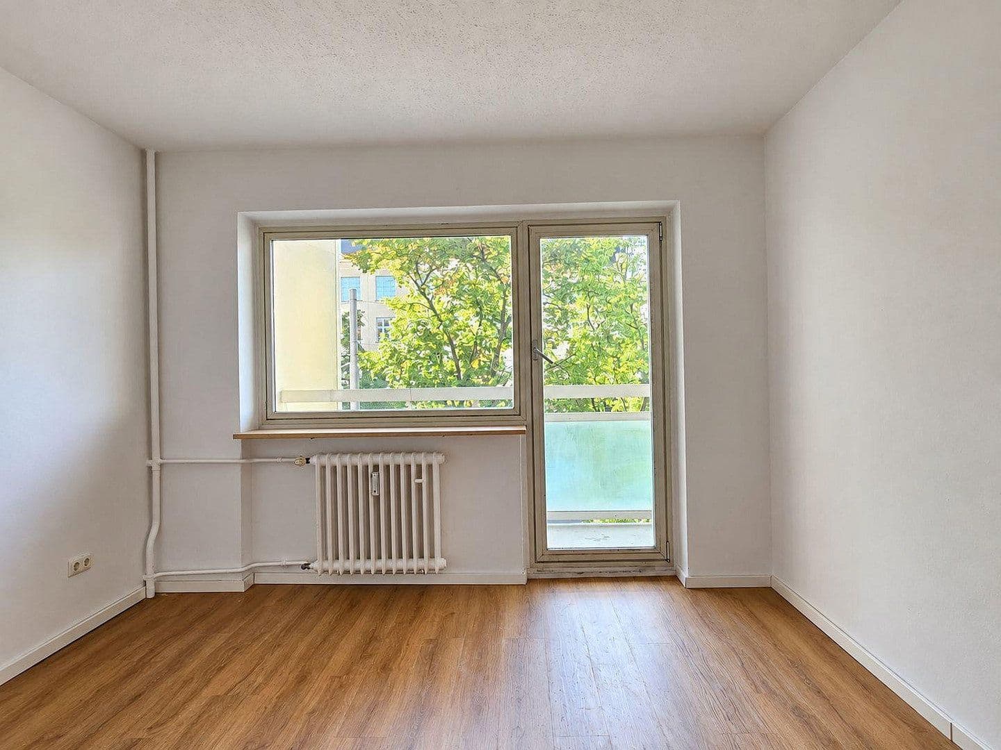 Prenájom bytu 3-izbový 83 m², Agnes-Bernauer-Straße 73, München, Bavorsko Prenájom bytu 3-izbový 83 m², Agnes-Bernauer-Straße 73, München, Bavorsko
