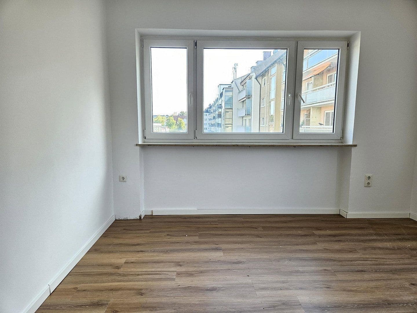 Prenájom bytu 3-izbový 83 m², Agnes-Bernauer-Straße 73, München, Bavorsko Prenájom bytu 3-izbový 83 m², Agnes-Bernauer-Straße 73, München, Bavorsko