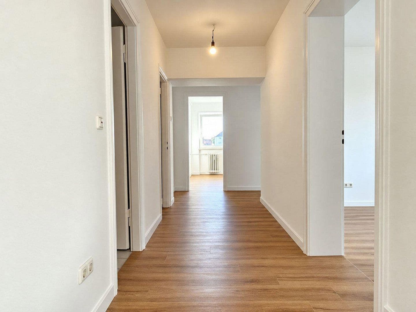 Prenájom bytu 3-izbový 83 m², Agnes-Bernauer-Straße 73, München, Bavorsko Prenájom bytu 3-izbový 83 m², Agnes-Bernauer-Straße 73, München, Bavorsko