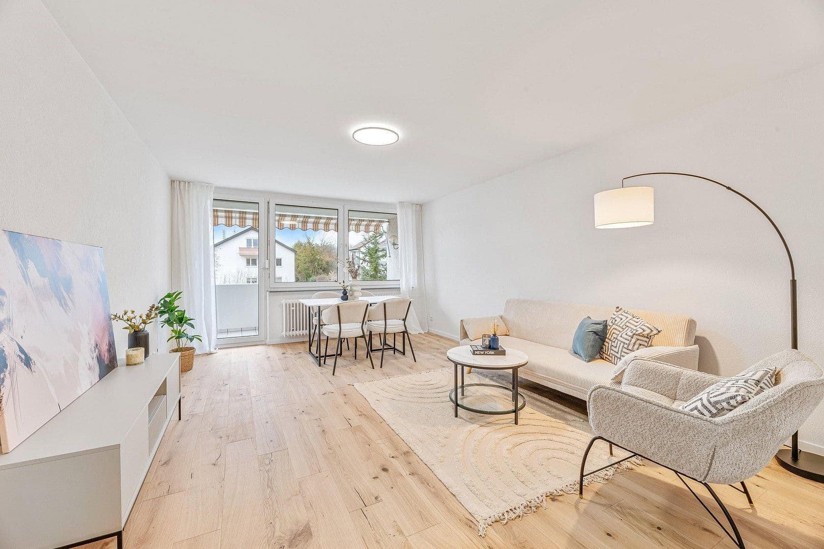 Predaj bytu 3-izbový 86 m², Leonberg, Bádensko-Wurttembersko Predaj bytu 3-izbový 86 m², Leonberg, Bádensko-Wurttembersko