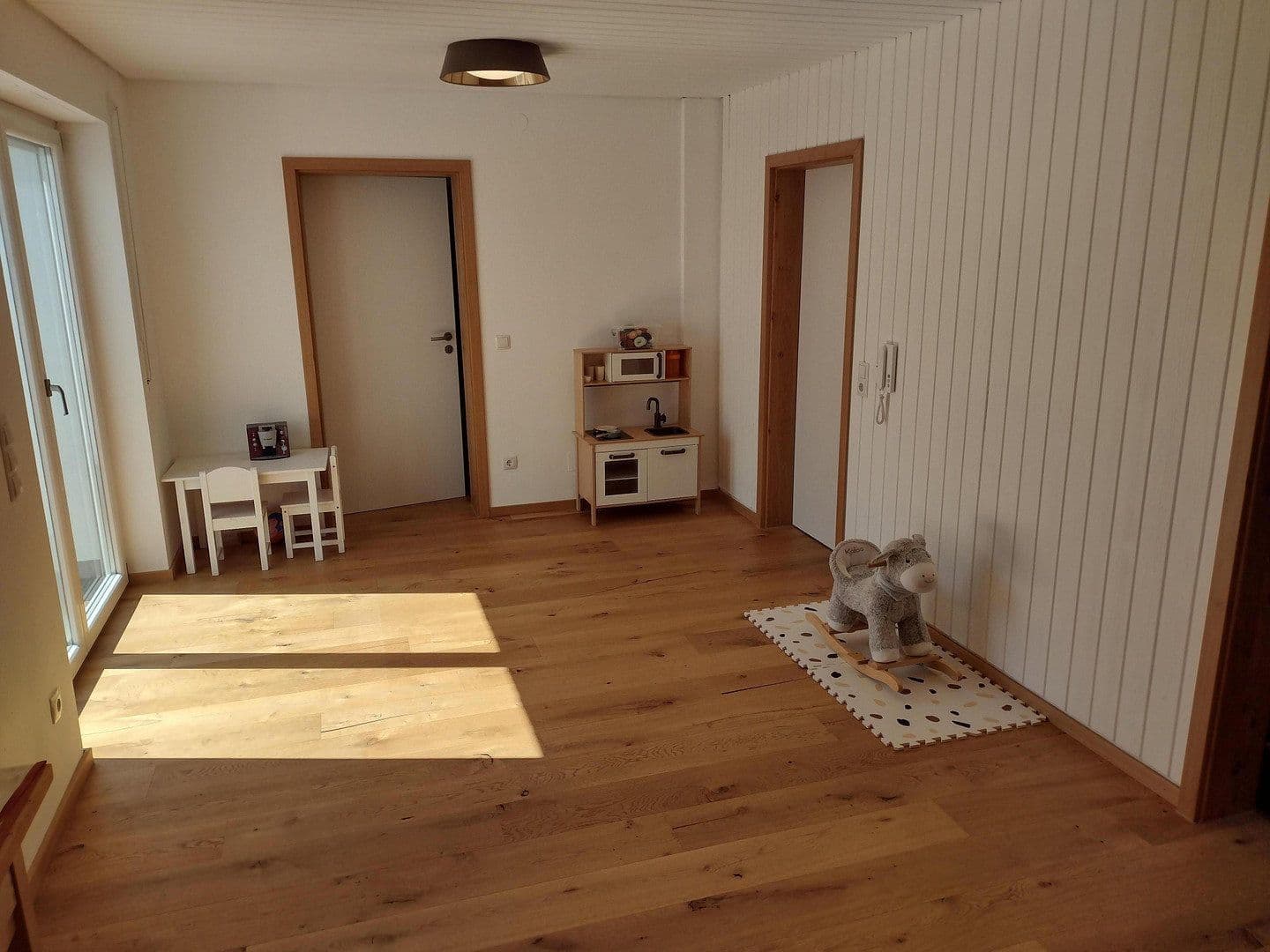 Predaj domu 140 m², pozemok 430 m², Kempten (Allgäu), Bavorsko Predaj domu 140 m², pozemok 430 m², Kempten (Allgäu), Bavorsko
