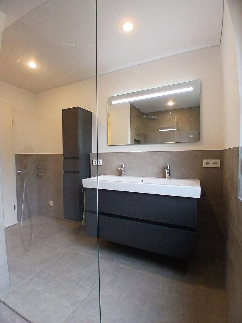 Predaj bytu 4-izbový 94 m², Georg-Schäffer-Str. 55, Trier, Porýnie-Falcko Predaj bytu 4-izbový 94 m², Georg-Schäffer-Str. 55, Trier, Porýnie-Falcko