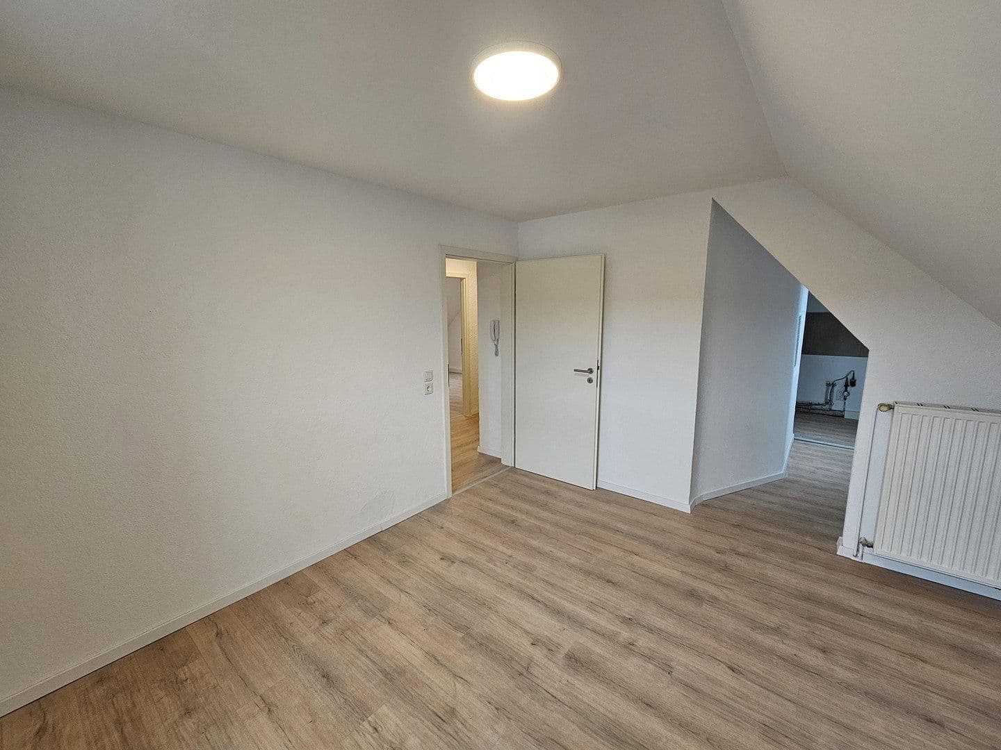 Prenájom bytu 3-izbový 58 m², Brückenstraße 26, Schiffweiler, Sársko Prenájom bytu 3-izbový 58 m², Brückenstraße 26, Schiffweiler, Sársko
