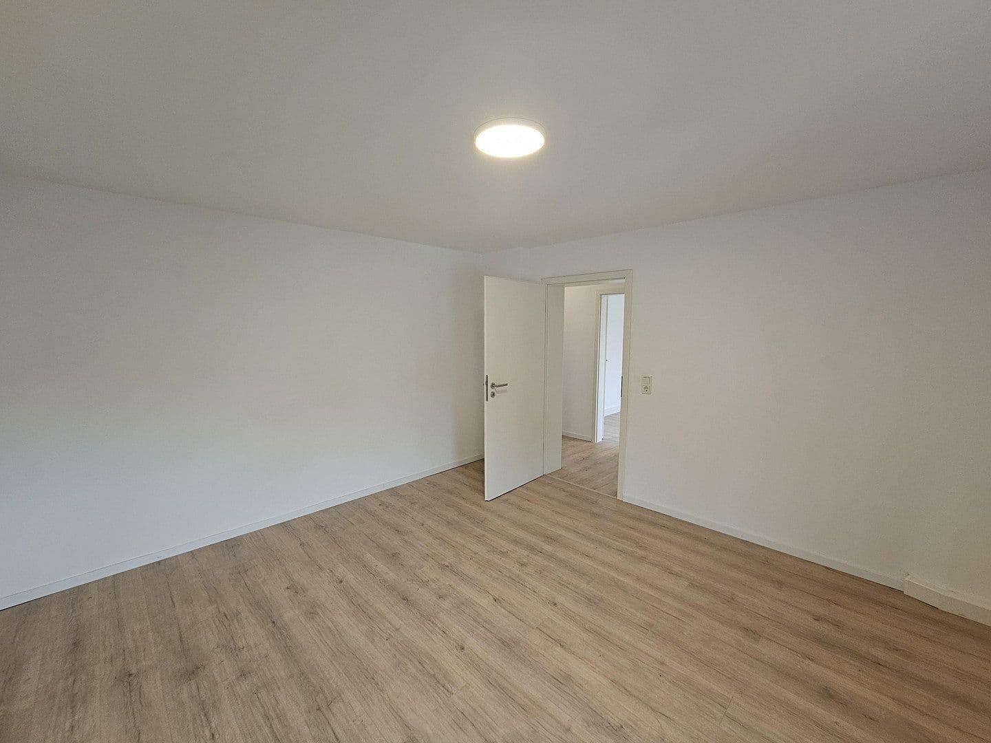 Prenájom bytu 3-izbový 58 m², Brückenstraße 26, Schiffweiler, Sársko Prenájom bytu 3-izbový 58 m², Brückenstraße 26, Schiffweiler, Sársko