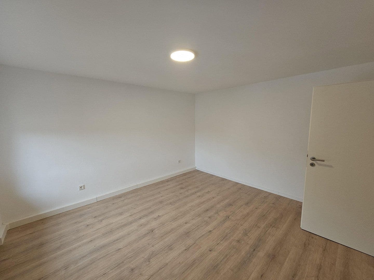 Prenájom bytu 3-izbový 58 m², Brückenstraße 26, Schiffweiler, Sársko Prenájom bytu 3-izbový 58 m², Brückenstraße 26, Schiffweiler, Sársko