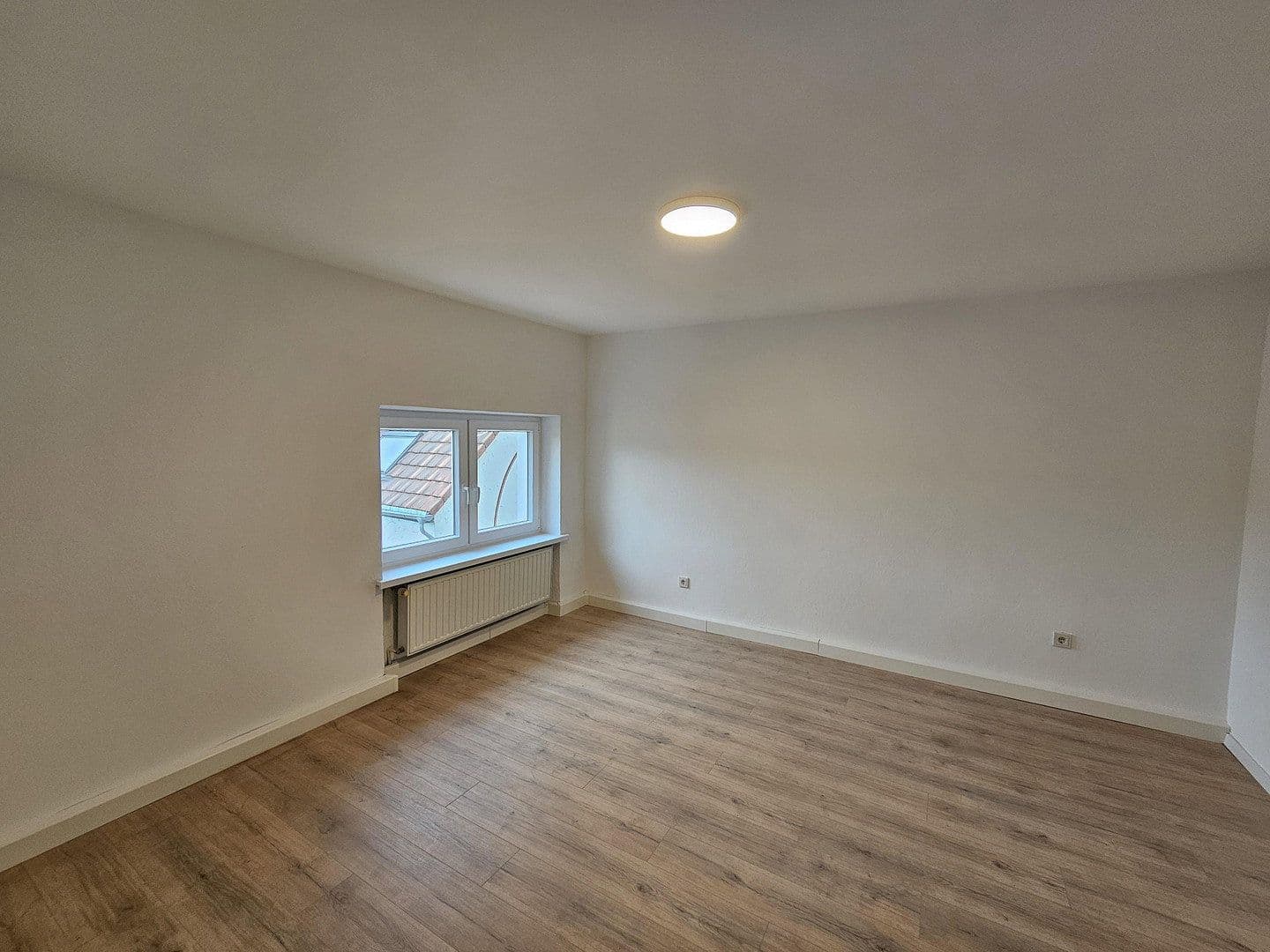 Prenájom bytu 3-izbový 58 m², Brückenstraße 26, Schiffweiler, Sársko Prenájom bytu 3-izbový 58 m², Brückenstraße 26, Schiffweiler, Sársko