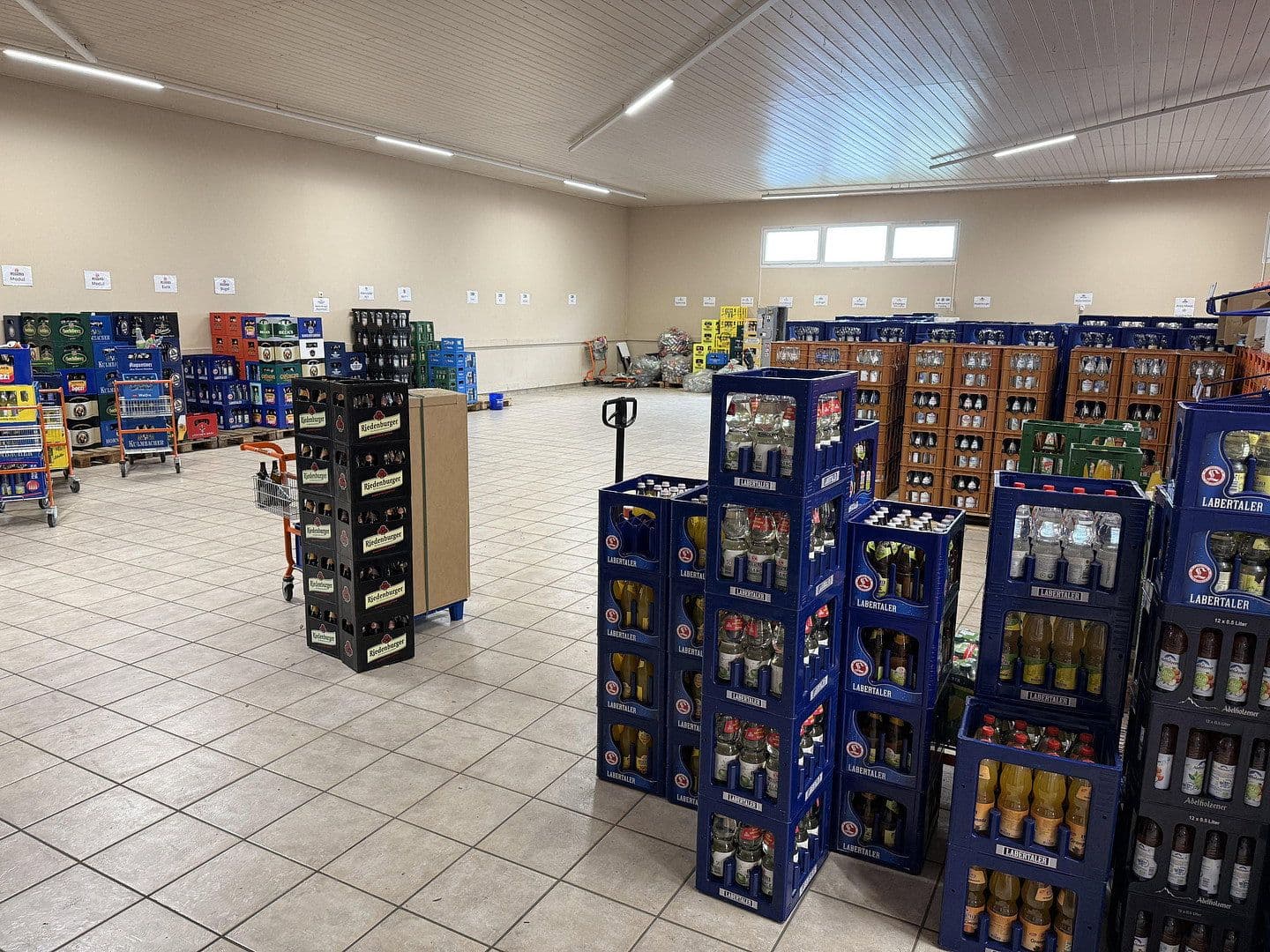 Predaj nebytového priestoru 2.260 m², Moosburg an der Isar, Bavorsko Predaj nebytového priestoru 2.260 m², Moosburg an der Isar, Bavorsko