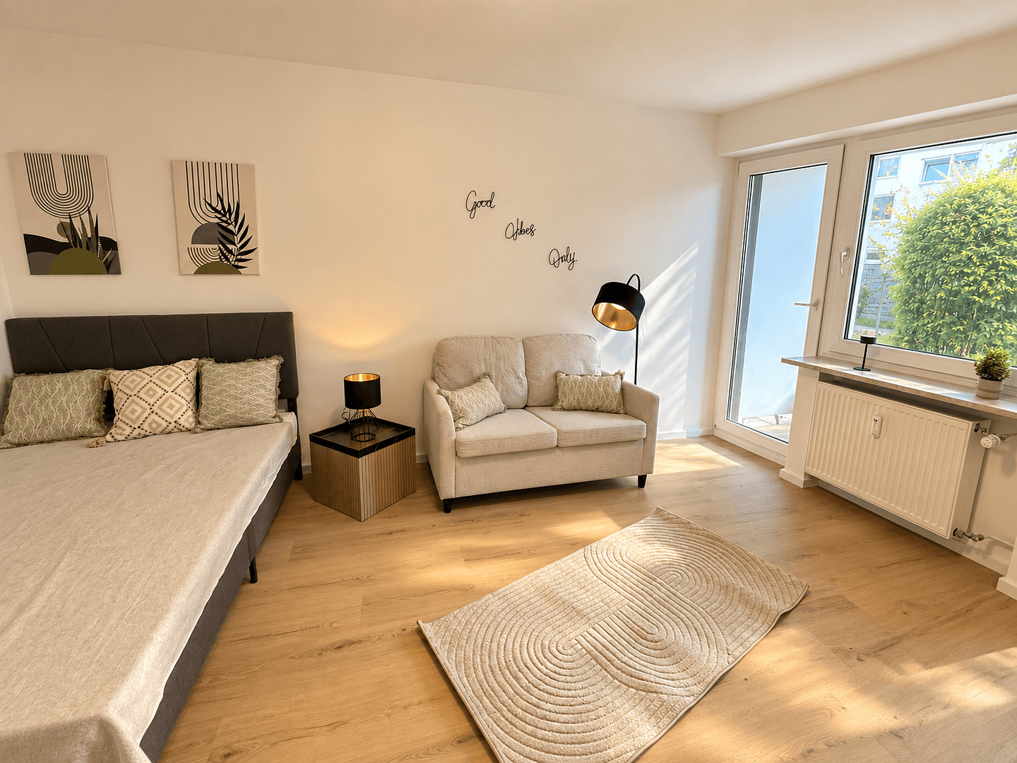 Prenájom bytu 1-izbový 30 m², München, Bavorsko Prenájom bytu 1-izbový 30 m², München, Bavorsko