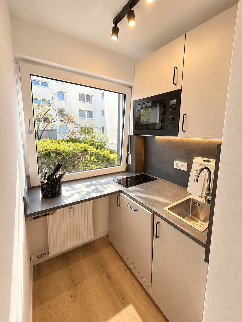 Prenájom bytu 1-izbový 30 m², München, Bavorsko Prenájom bytu 1-izbový 30 m², München, Bavorsko