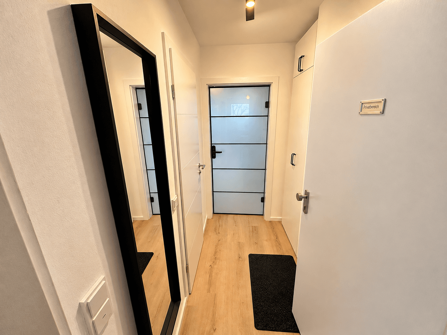 Prenájom bytu 1-izbový 30 m², München, Bavorsko Prenájom bytu 1-izbový 30 m², München, Bavorsko