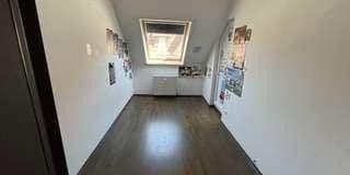 Prenájom bytu 5-izbový 130 m², Schillerstr. 63, Schorndorf, Bádensko-Wurttembersko Prenájom bytu 5-izbový 130 m², Schillerstr. 63, Schorndorf, Bádensko-Wurttembersko