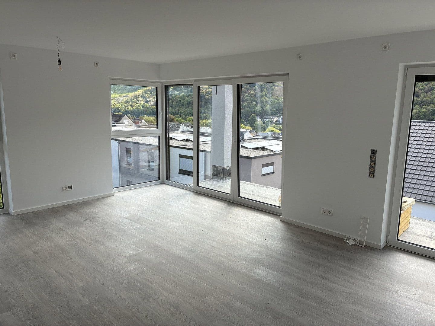 Prenájom bytu 2-izbový 69 m², Am Lieschberg 44, Bernkastel-Kues, Porýnie-Falcko Prenájom bytu 2-izbový 69 m², Am Lieschberg 44, Bernkastel-Kues, Porýnie-Falcko