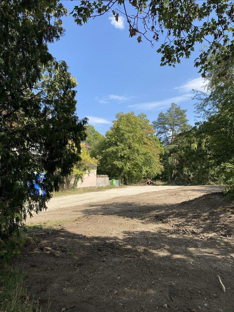 Predaj pozemku 600 m², Am Englischen Garten, Ismaning, Bavorsko Predaj pozemku 600 m², Am Englischen Garten, Ismaning, Bavorsko