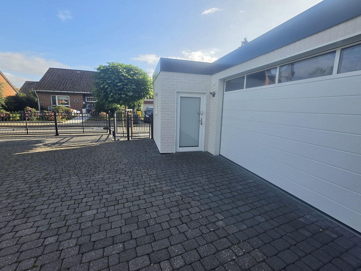 Predaj domu 204 m², pozemok 1.000 m², Husum, Šlezvicko-Holštajnsko Predaj domu 204 m², pozemok 1.000 m², Husum, Šlezvicko-Holštajnsko