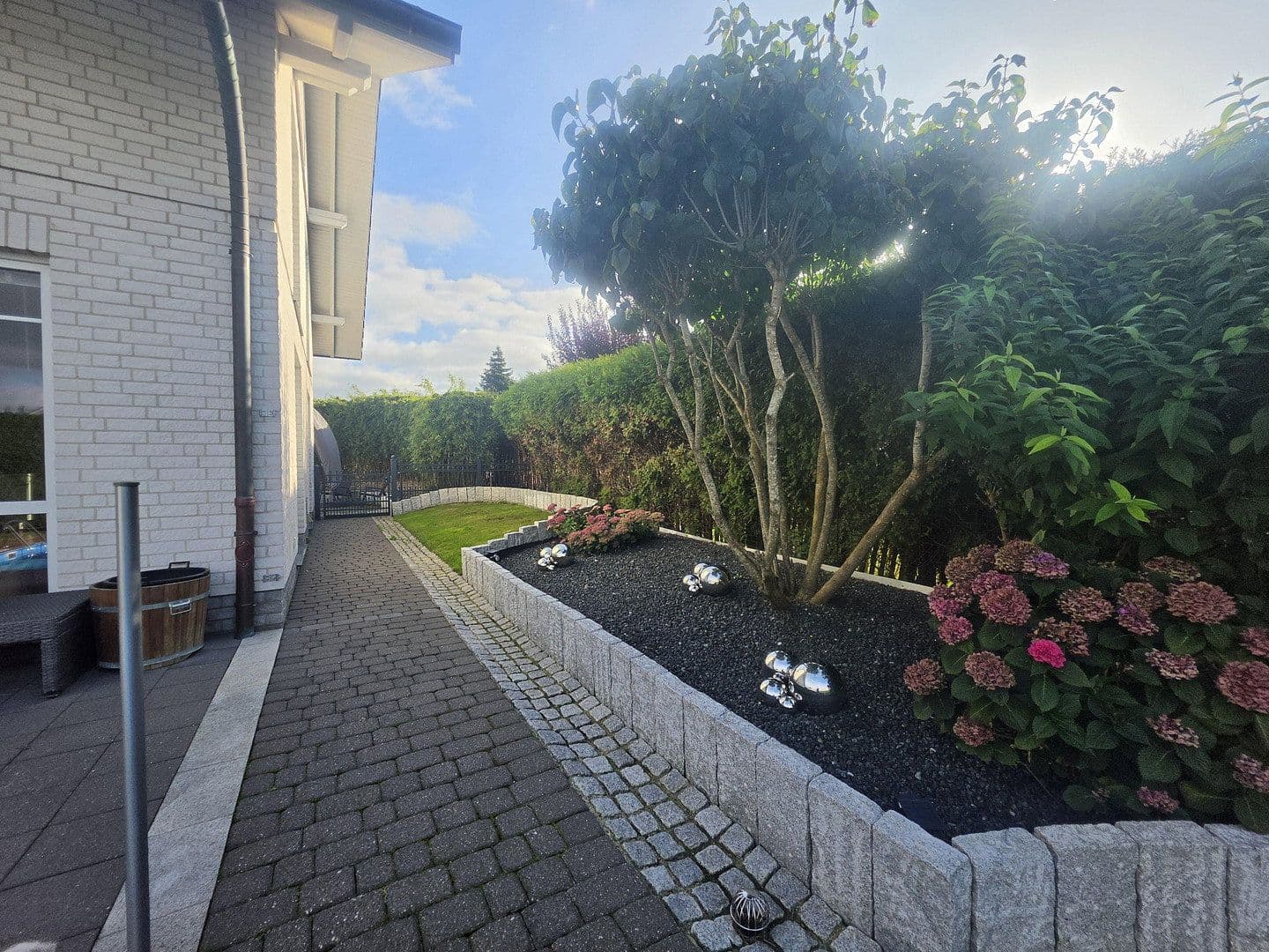 Predaj domu 204 m², pozemok 1.000 m², Husum, Šlezvicko-Holštajnsko Predaj domu 204 m², pozemok 1.000 m², Husum, Šlezvicko-Holštajnsko